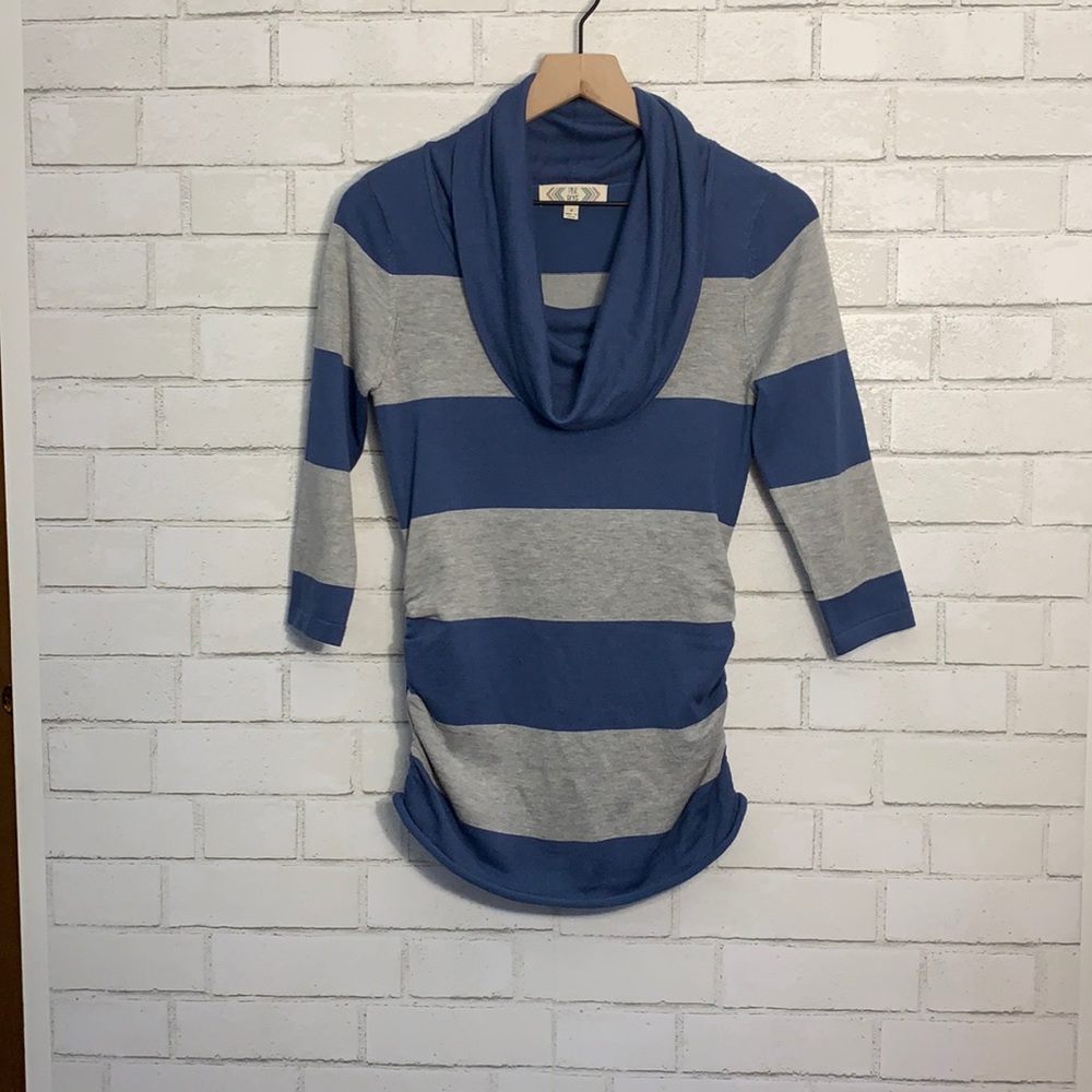 Pink Rose blue & gray striped cowl neck three-quarter length slaves women’s S